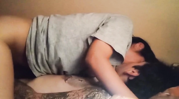 Парень трахает любимую аргентинку медленно и жарко